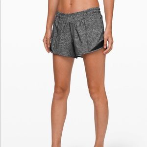 hottie hot low rise lines shorts 4”